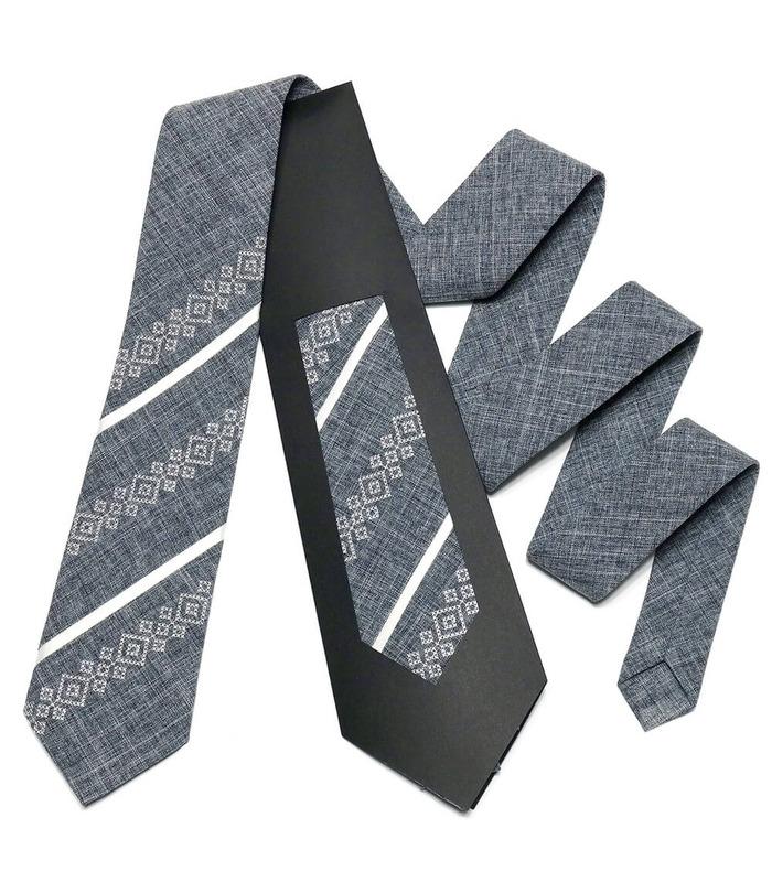 ᐉ Чоловіча вишита краватка 756, українська, костюмна тканина, сіра