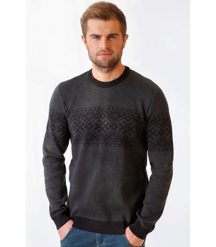 Вязаный свитер мод.95