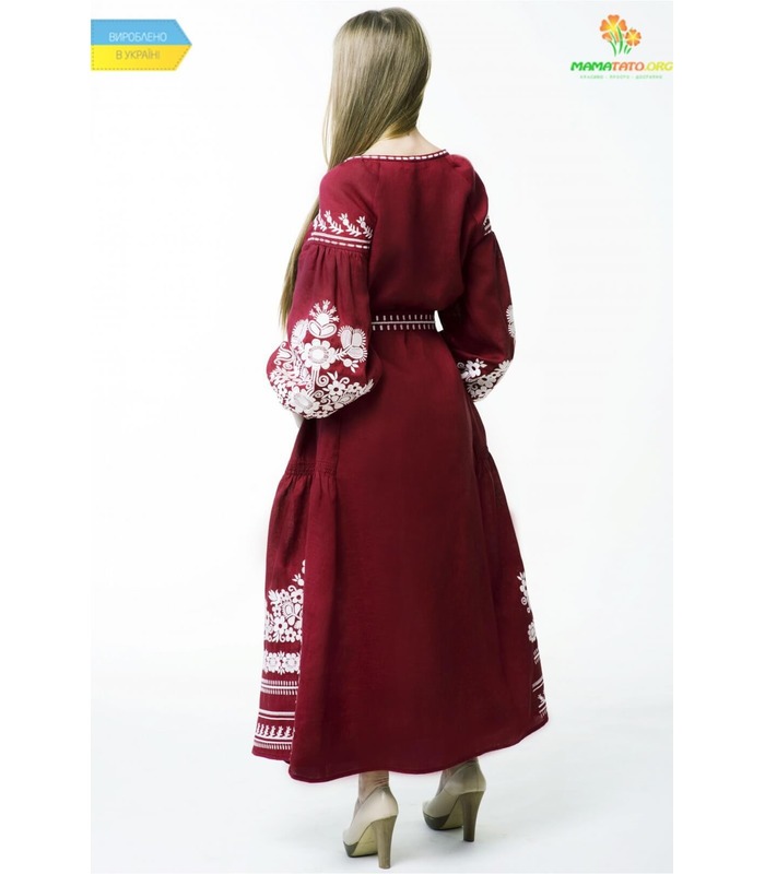 Вишита лляна сукня мод.0026