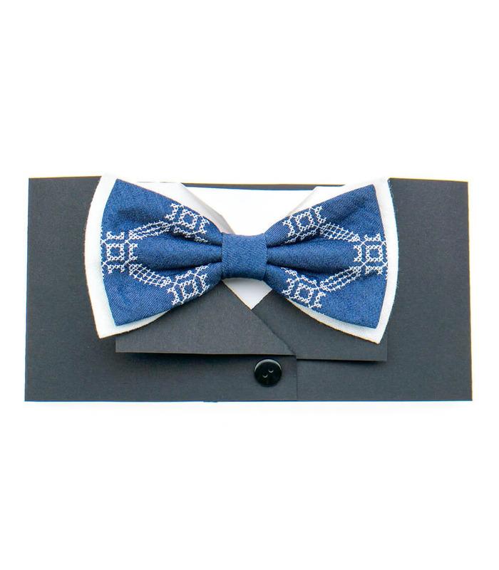 Вышитая бабочка 824