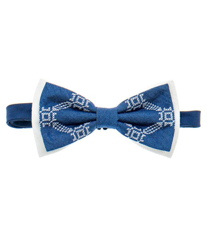 Вишитий метелик 824