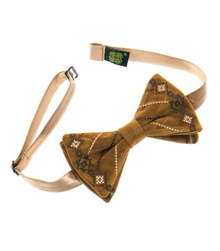 Вишитий метелик 811