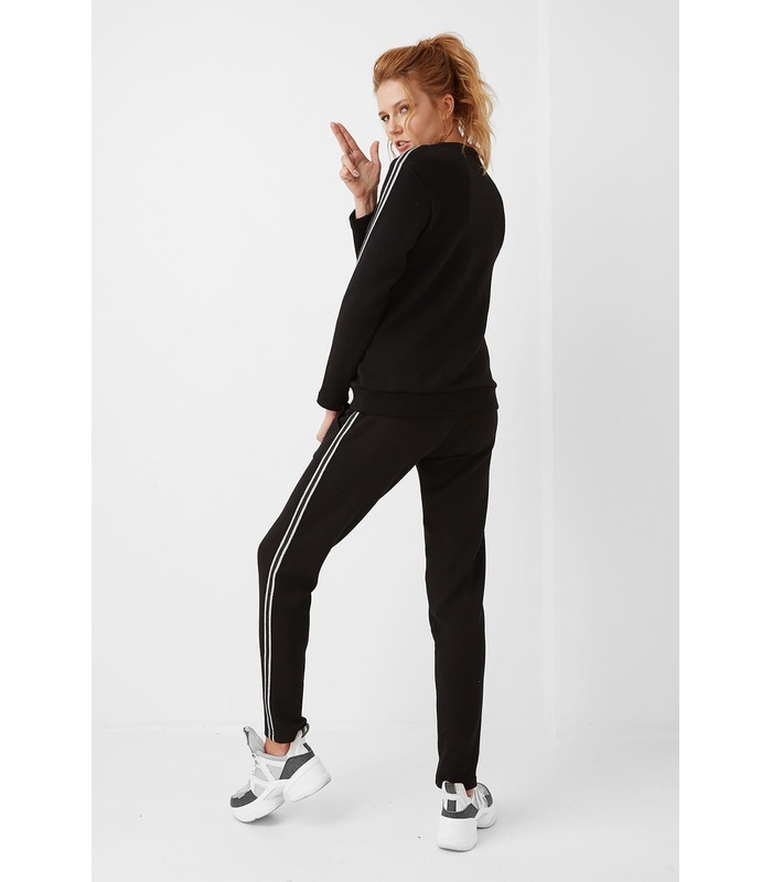 Костюм Лампас