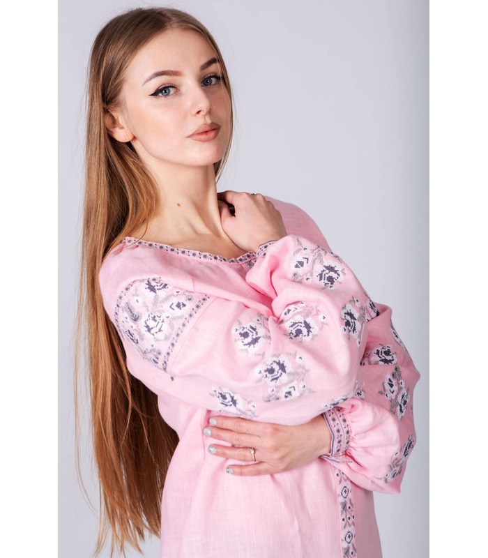 Жіноча вишиванка мод.7408