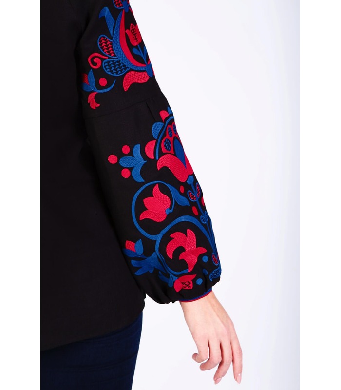 Жіноча вишиванка мод.7412