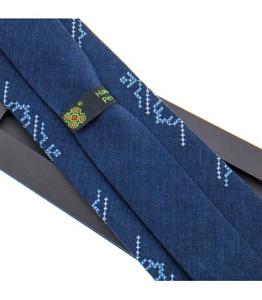 Краватка ᐉ Вишита краватка синього кольору 798, костюмна тканина ※ Україна