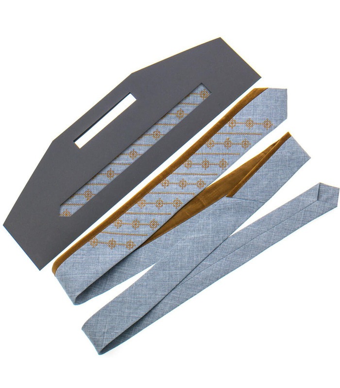 Краватка ᐉ Вишита краватка сірого кольору 818, костюмна тканина ※ Україна