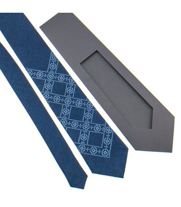 Краватка ᐉ Вишита краватка темно-синього кольору 845, костюмна тканина ※ Україна