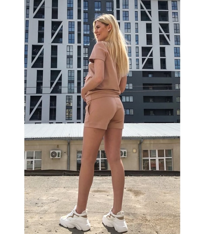 Костюм Лори