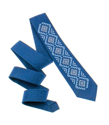 Галстук ᐉ Вышитый галстук синего цвета 929, натуральный лен ※ Украина
