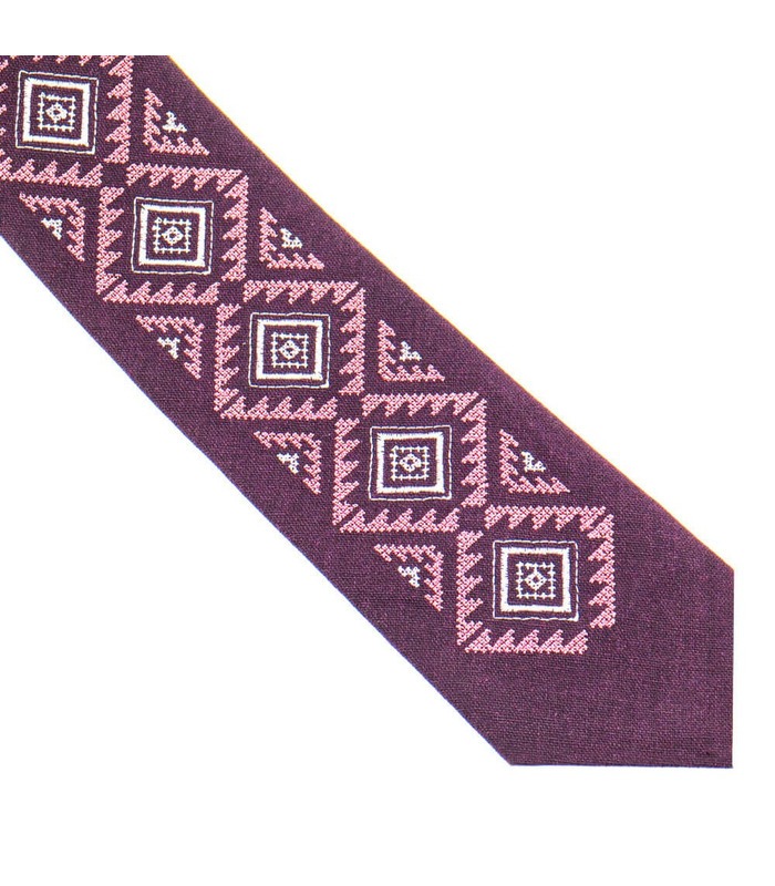 Галстук ᐉ Вышитый галстук бордового цвета 930, натуральный лен ※ Украина