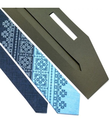 Краватка ᐉ Вишита краватка темно-синього кольору Сніжко, костюмна тканина ※ Україна