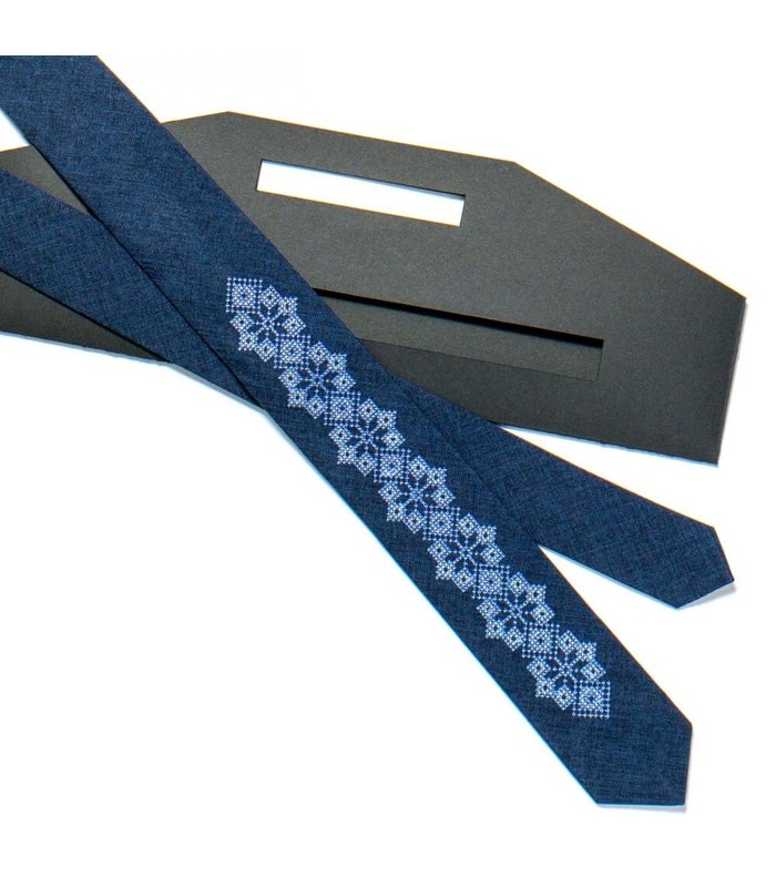 Галстук ᐉ Вышитый галстук синего цвета 720, костюмная ткань ※ Украина
