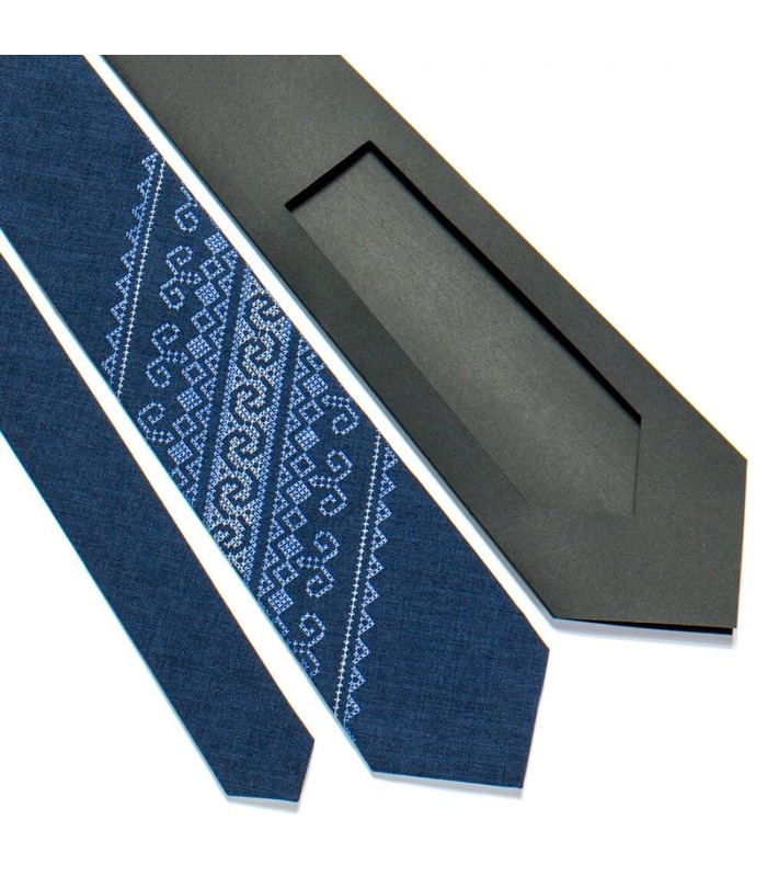 Краватка ᐉ Вишита краватка синього кольору 722, костюмна тканина ※ Україна