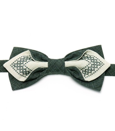 Чоловічий вишитий метелик 632 ᐉ Вишитий з комбінації костюмної тканини ※ Україна