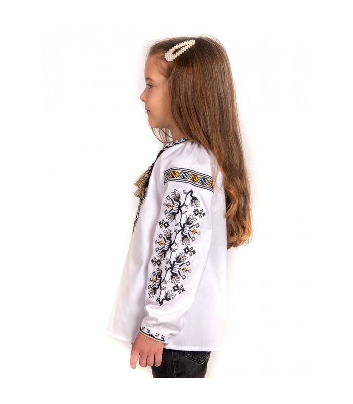 Дитяча вишиванка мод.7703
