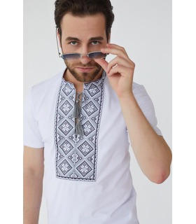 Чоловіча вишита футболка мод.084