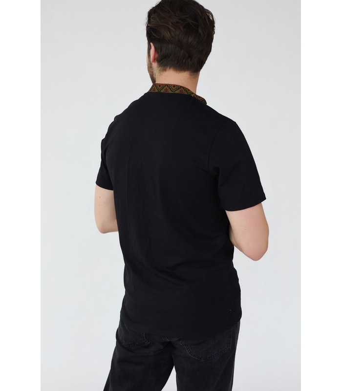 Мужская вышитая футболка мод.076