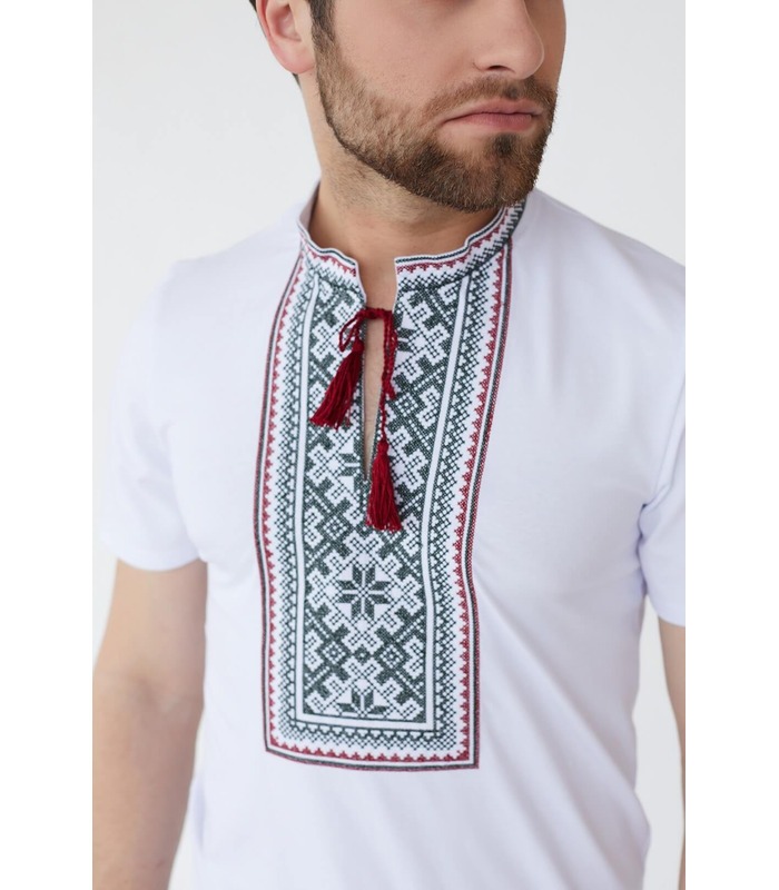 Мужская вышитая футболка мод.107