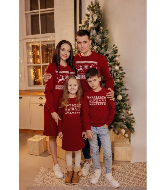 Платье с вышивкой мод.603