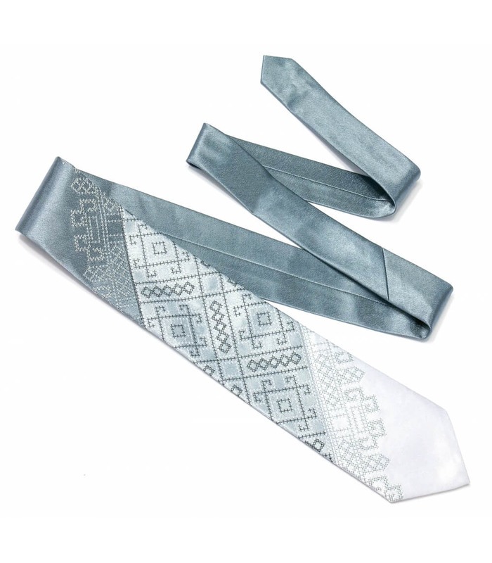 Краватка ᐉ Вишита краватка сірого кольору Сіре Тріо, сатин трьох кольорів ※ Україна