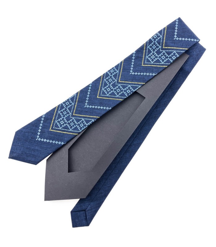 Галстук ᐉ Вышитый галстук синего цвета 954, костюмная ткань ※ Украина