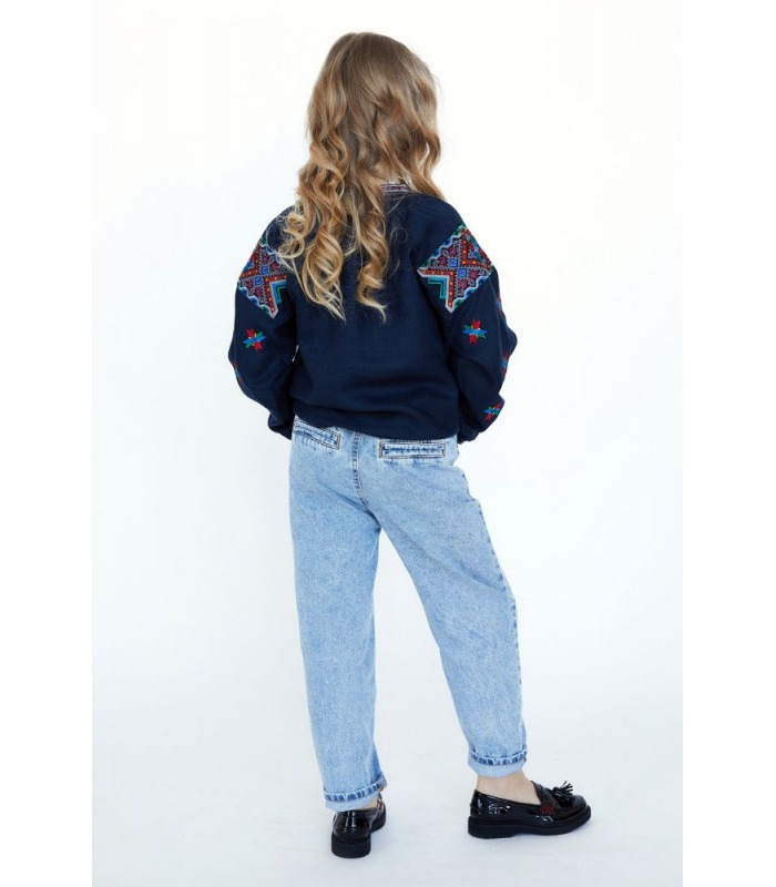 Дитяча вишиванка мод.7702