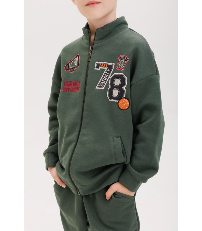 зеленый костюм мальчику