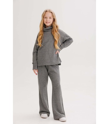 серый детский костюм