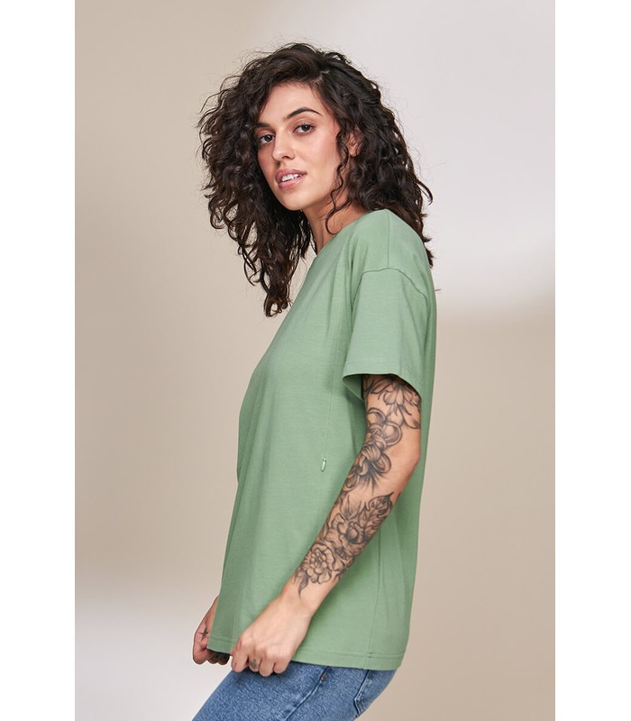 футболка для кормящих