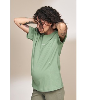 зеленая футболка беременным