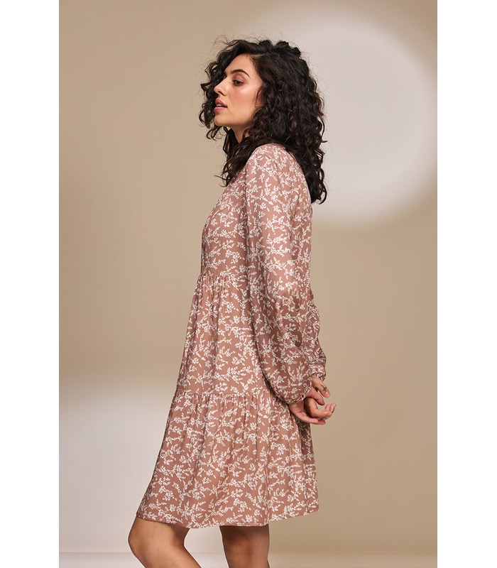 сукня у квіточку вагітним