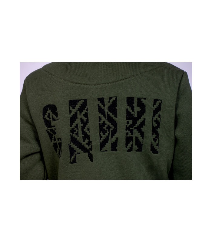 дитяча кофта з вишивкою