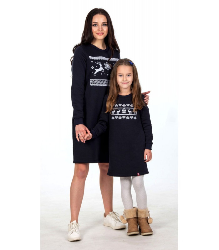 Детское платье с вышивкой мод.250 - синее детское платье с вышитыми оленями от МамаТато