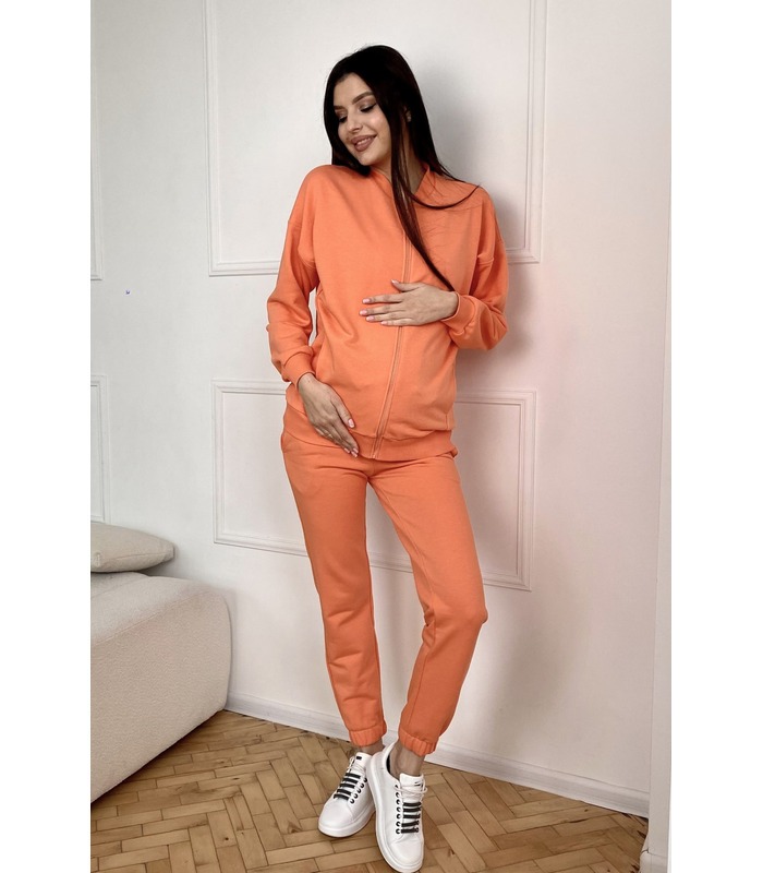 абрикосовый костюм для беременных