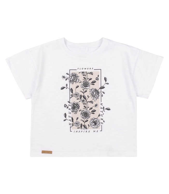 белая детская футболка с принтом