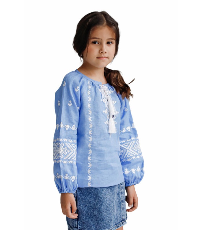 голубая детская вышиванка