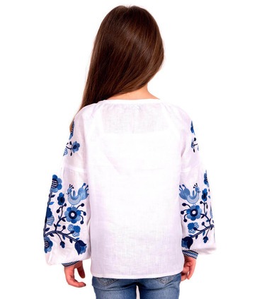 дитяча вишиванка з синьою вишивкою