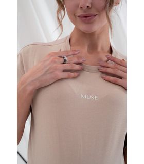 Футболка Муза беж от Юла Мама в категории Футболки и майки кормящим на МамаТато