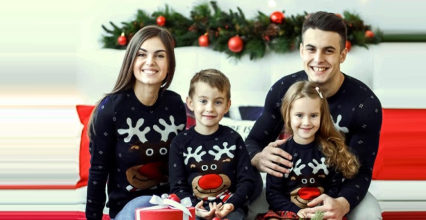 Новорічні светри для сім’ї, або як створюються теплі спогади