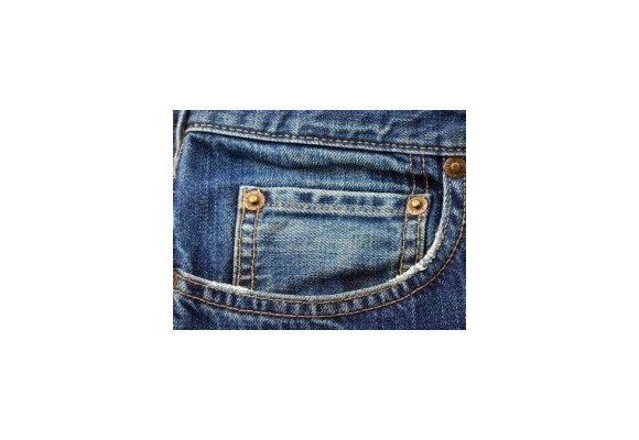 Зачем на самом деле маленький карманчик на джинсах?